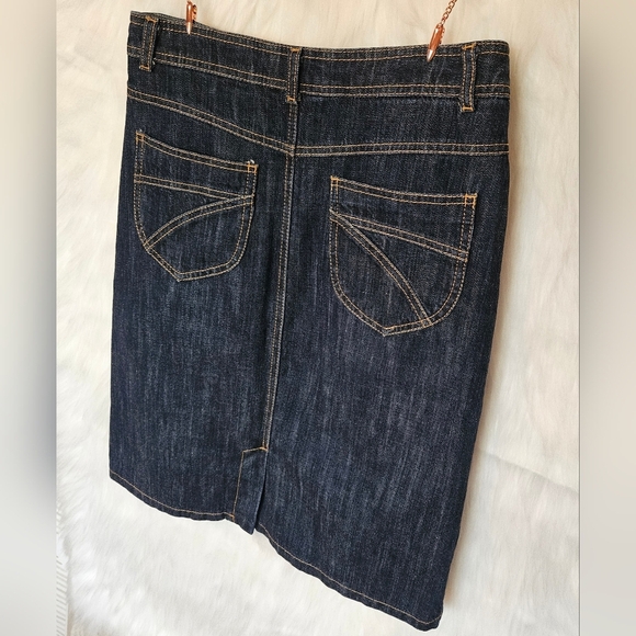 Newman French Denim Stone Wash Jean Skirt - Picture 4 of 8